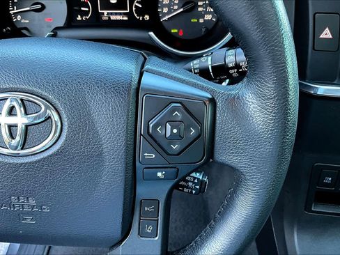 Used 2021 Toyota Sequoia Limited image 24