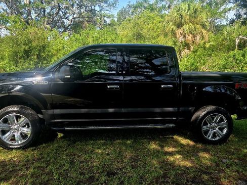 Used 2018 Ford F150 XLT w/ Equipment Group 302A Luxury AWD/4WD image 6
