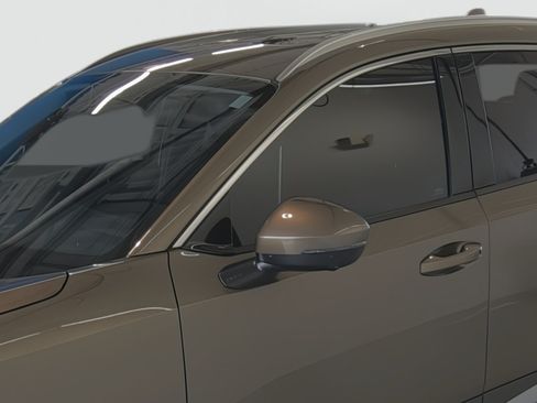 Used 2025 Nissan Kicks SR w/ SR Premium Package FWD image 8