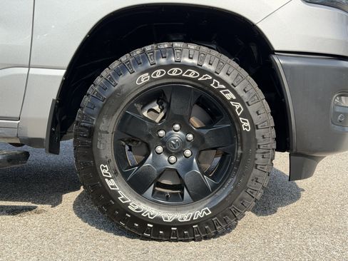 Used 2025 RAM 1500 Warlock AWD/4WD image 13