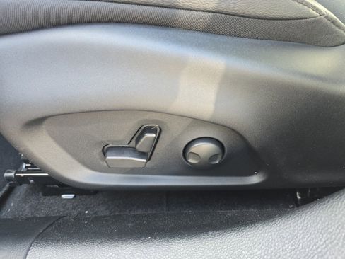 New 2026 Jeep Compass Limited image 12