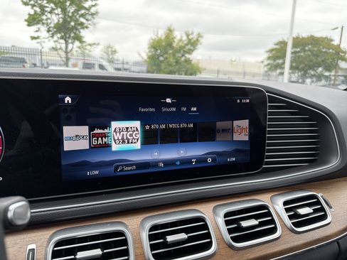 Certified 2025 Mercedes-Benz GLE 350 4MATIC image 23