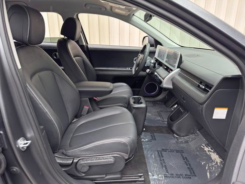 Used 2022 Hyundai Ioniq 5 SEL RWD image 14