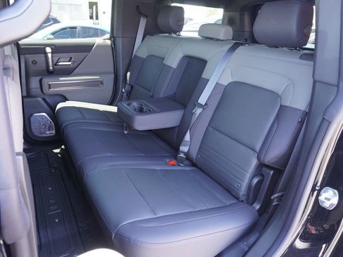 New 2025 GMC Hummer EV 2X w/ LPO, Illumination Package image 9