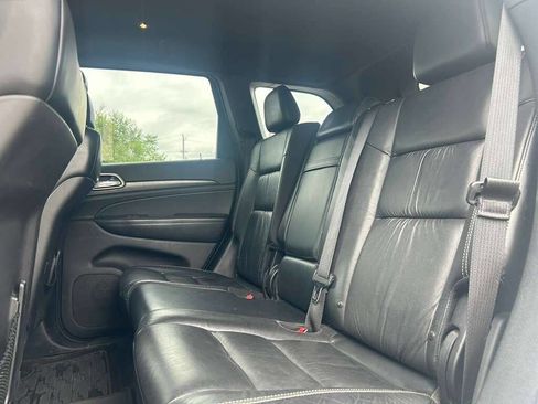 Used 2017 Jeep Grand Cherokee Laredo w/ Quick Order Package 23E AWD/4WD image 16