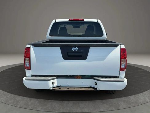 Used 2017 Nissan Frontier S RWD image 5