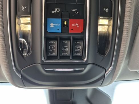 New 2024 Jeep Grand Cherokee Limited 4xe w/ Luxury Tech Group II AWD/4WD image 40
