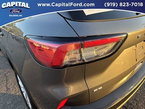 Certified 2022 Ford Escape SE w/ Convenience Package image 15