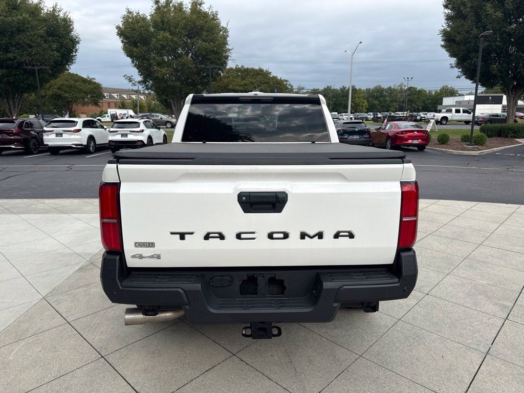 Used 2024 Toyota Tacoma SR w/ SR Upgrade Package AWD/4WD image 8