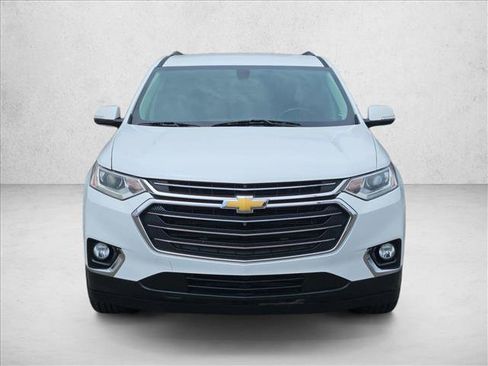 Certified 2019 Chevrolet Traverse LT FWD image 3