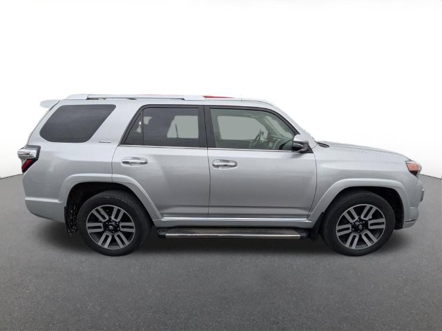 Used 2023 Toyota 4Runner Limited AWD/4WD image 6
