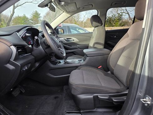 Used 2019 Chevrolet Traverse LS image 19