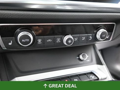 Used 2025 Audi Q3 2.0T Premium AWD/4WD image 44