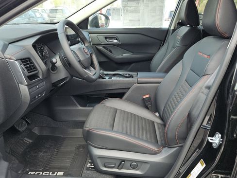 New 2026 Nissan Rogue SV AWD/4WD image 3