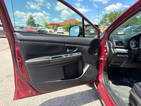 Used 2014 Subaru Impreza 2.0i Premium AWD/4WD image 17