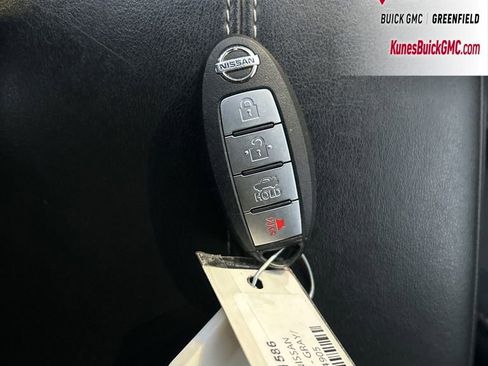 Used 2023 Nissan Sentra SV image 38