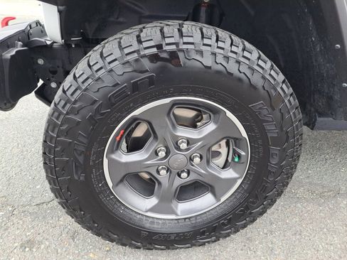Used 2023 Jeep Gladiator Rubicon image 26