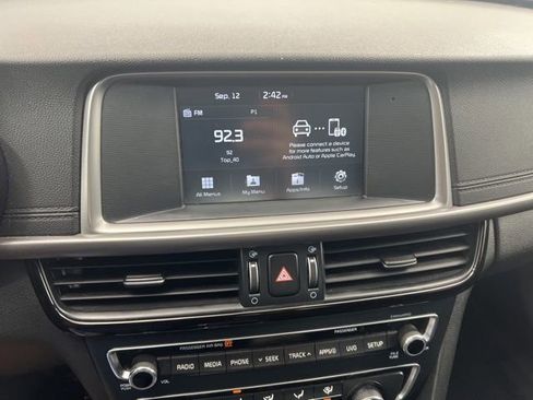 Used 2018 Kia Optima LX image 17