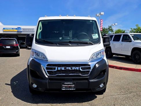 Used 2025 RAM ProMaster 2500 w/ U-Haul Equipment Group FWD image 2