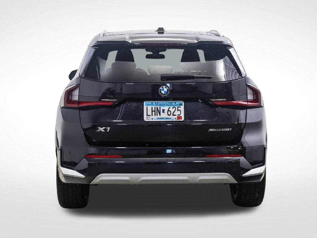 Certified 2023 BMW X1 xDrive28i w/ Premium Package AWD/4WD image 4
