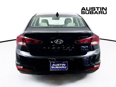 Used 2019 Hyundai Elantra SEL image 6