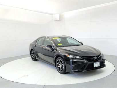 Used 2024 Toyota Camry SE w/ Cold Weather Package