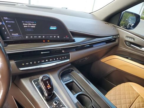 Used 2022 Cadillac Escalade Premium Luxury w/ LPO, Radiant Package AWD/4WD image 26