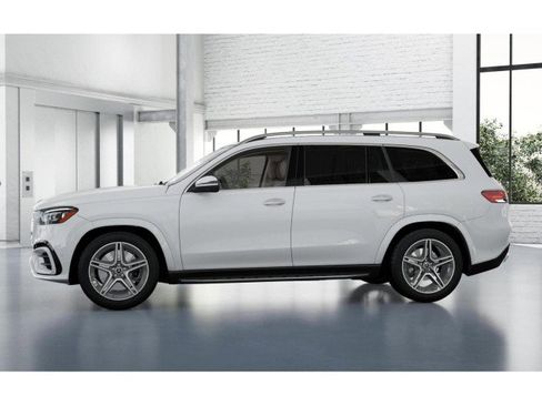 New 2026 Mercedes-Benz GLS 450 4MATIC image 34