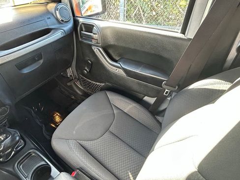 Certified 2017 Jeep Wrangler Unlimited Sport w/ Connectivity Group image 11