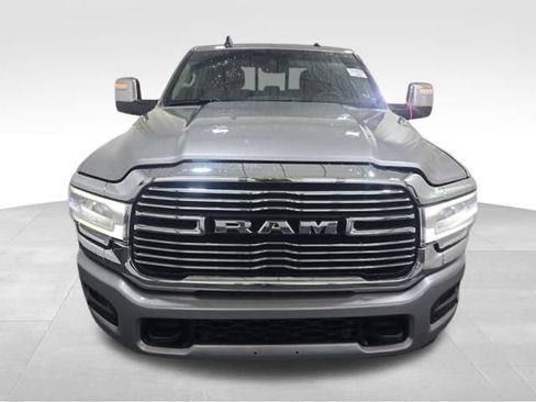 Used 2024 RAM 2500 Laramie w/ Safety Group AWD/4WD image 2