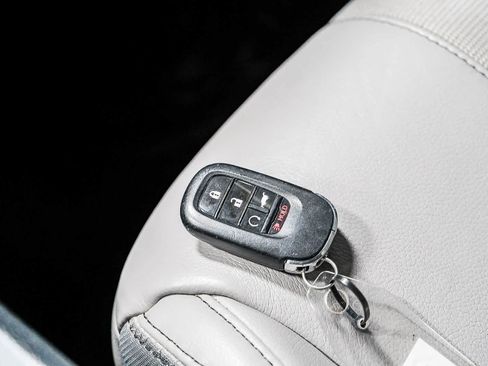 Used 2023 Honda Pilot EX-L image 27