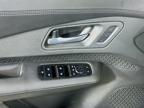 Used 2024 Nissan Ariya AWD image 15