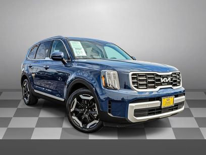 Used 2025 Kia Telluride S