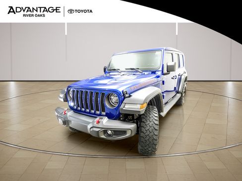 Used 2020 Jeep Wrangler Unlimited Rubicon w/ LED Lighting Group AWD/4WD image 4