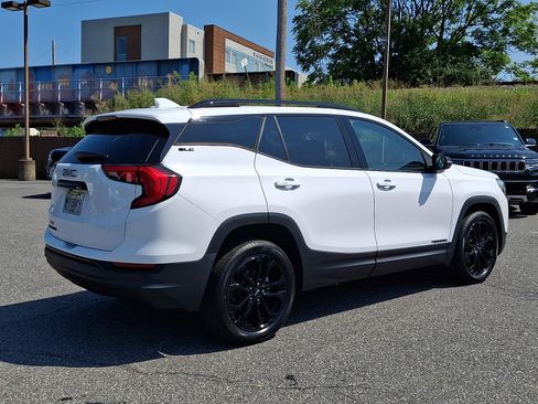 Certified 2021 GMC Terrain SLE w/ Driver Convenience Package FWD image 6