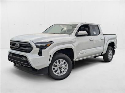 New 2025 Toyota Tacoma SR5