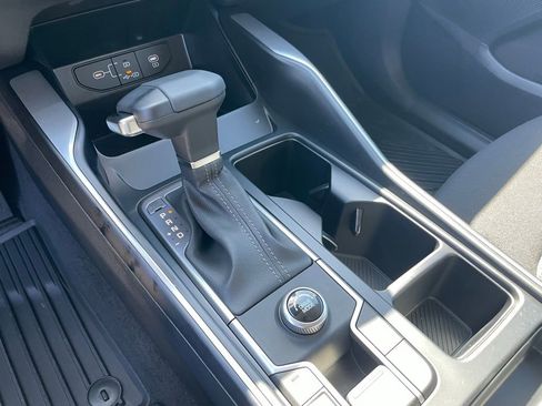 New 2026 Kia Sorento LX FWD image 16