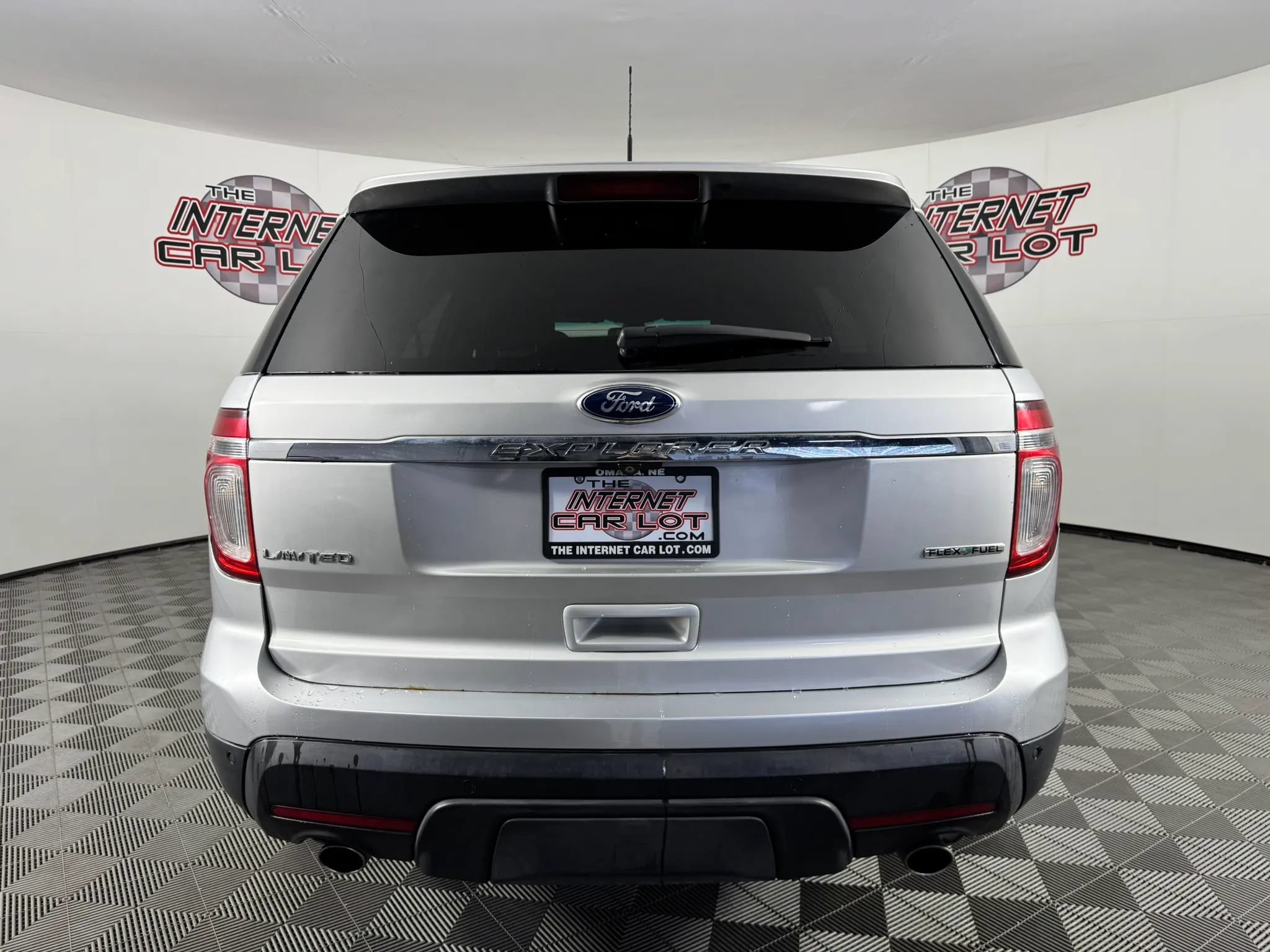 Used 2014 Ford Explorer Limited w/ Equipment Group 302A FWD image 6