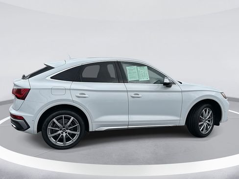 Used 2022 Audi SQ5 Prestige AWD/4WD image 4