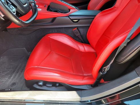 Used 2023 Chevrolet Corvette Stingray Preferred Cpe w/ Z51 Performance Package RWD image 11