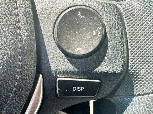 Used 2016 Toyota RAV4 LE FWD image 10