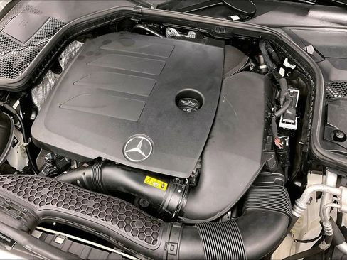 Used 2019 Mercedes-Benz C 300 4MATIC Sedan image 34
