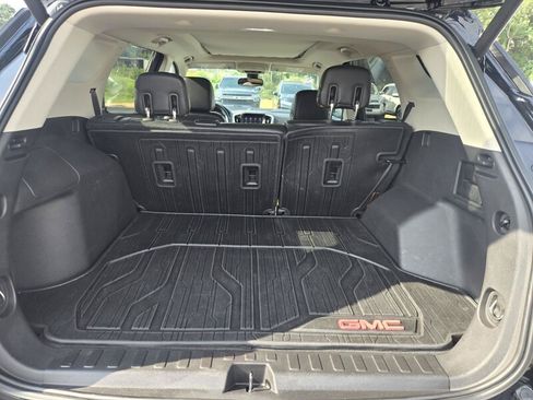 Used 2020 GMC Terrain SLT w/ Preferred Package FWD image 7