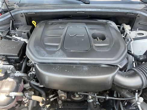 Used 2022 Jeep Grand Cherokee Laredo X RWD image 19
