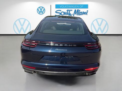 Used 2020 Porsche Panamera RWD image 6