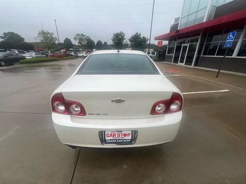 Used 2010 Chevrolet Malibu LTZ FWD image 6