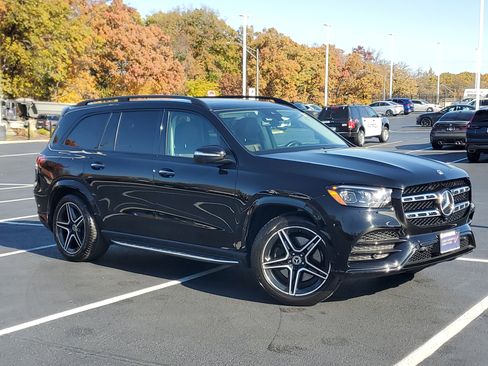 Used 2023 Mercedes-Benz GLS 450 4MATIC image 37