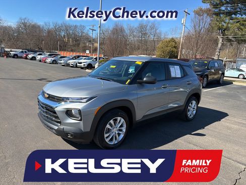 Used 2023 Chevrolet TrailBlazer LS image 1