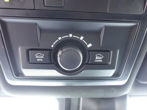 Certified 2023 Toyota Tacoma TRD Off-Road image 31