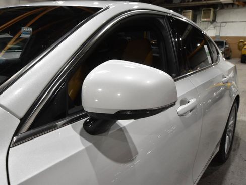 Used 2017 Volvo S90 T6 Momentum w/ Vision Package image 55